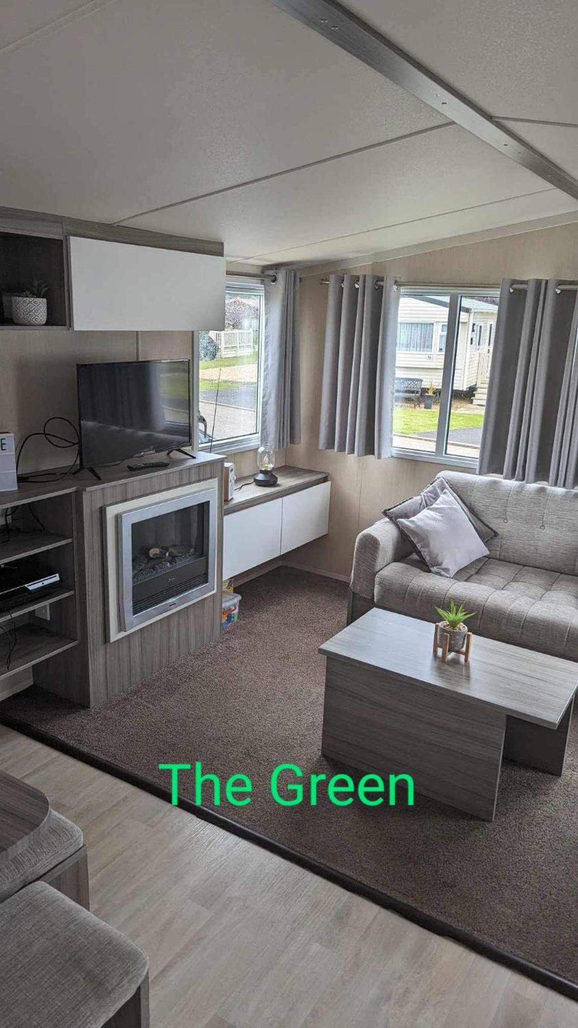 Home From Home Lettings At Tattershall Lakes - The Green Exteriör bild